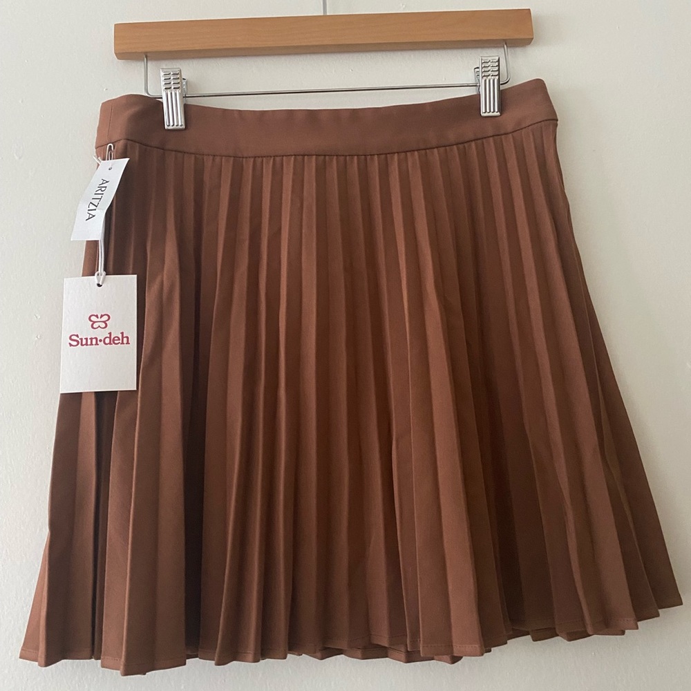 Aritzia Sunday Best Tabby Pleated Skirt - Epicurean Brown NWT